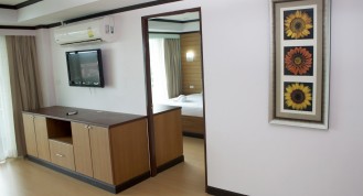 SUITE ROOM    